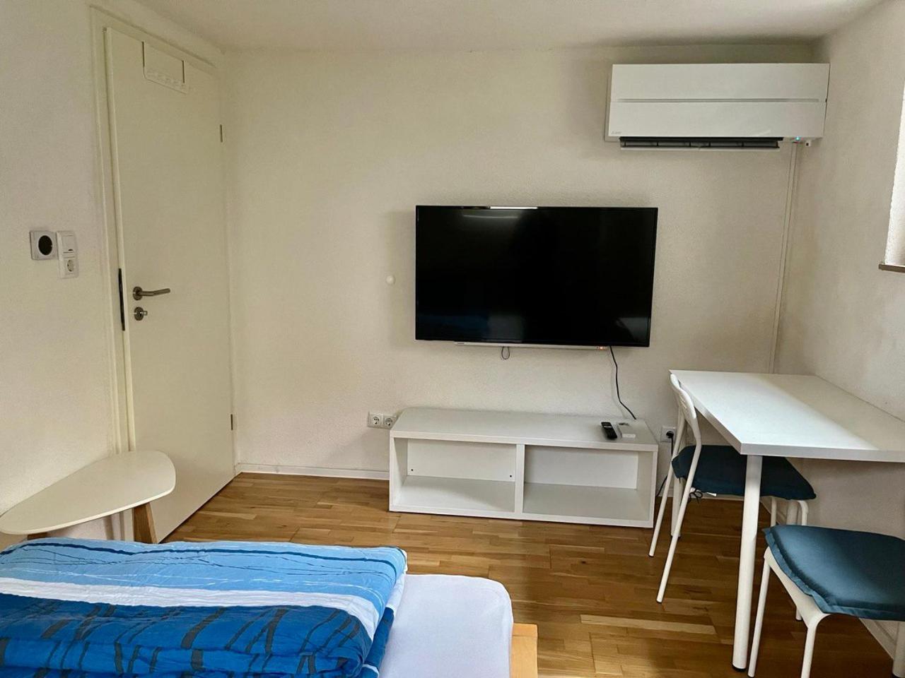 Modernes Studio Mit Separater Kueche Reutlingen Luaran gambar